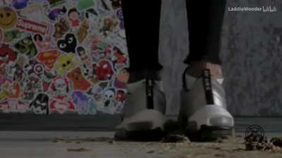 Helga li Crush Snails Nike 97