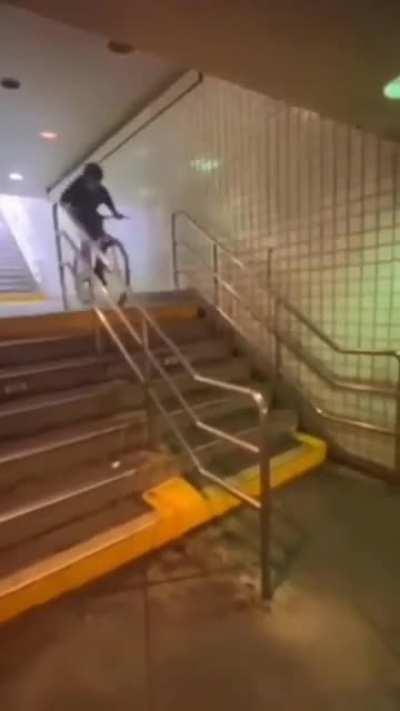 WCGW using your face to.. Ah fuck it