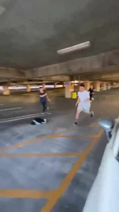 HMRB while i jump to the other building.