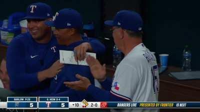 [Highlight] [Highlight] Johan Heim and the Rangers walk-off the Royals in the tenth.