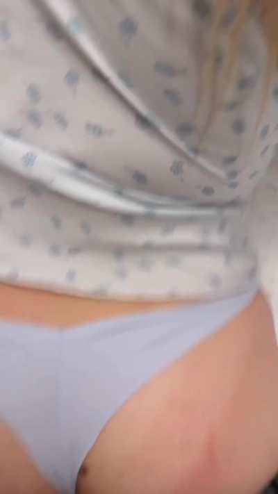 Tinder date gets both holes fucked