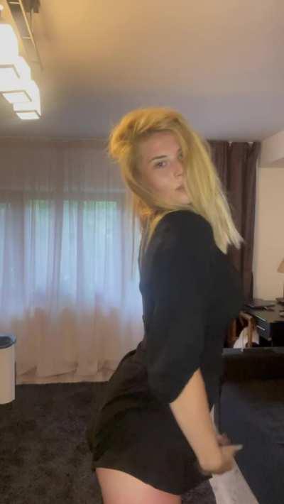 You want to hear it clap?