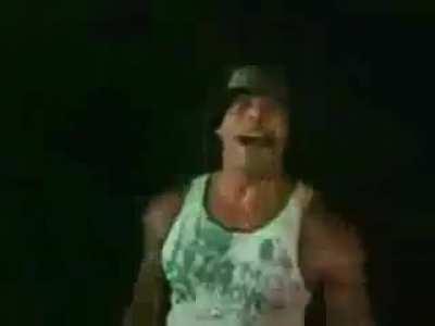 Excelentíssimo deputado Frota, vossa excelência tem experiência com condução de mesas e debates? O CV do deputado: