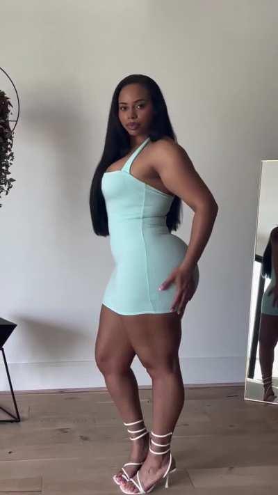 Dee Lanee (@dee.lanee)