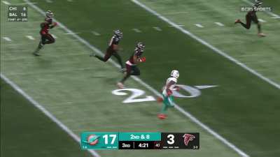 [Highlight] Tua Tagovailoa celebrates 43-yard touchdown to Jaylen Waddle by covering eye