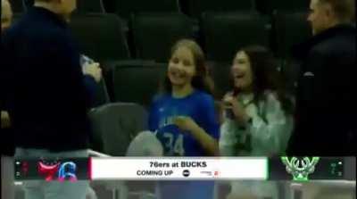 Philly fans really are something else man smh my head