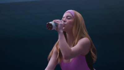 Sipping YT 4 April 2023