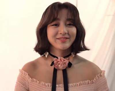 Jihyo being proud of herself