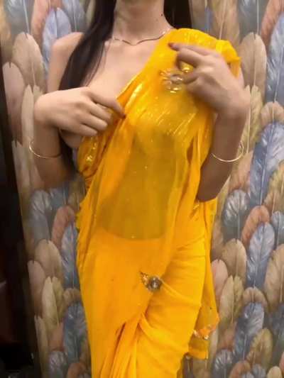 Desi Sanskari At Day , Sl*t At Night 👅