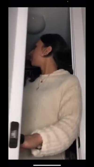 how do i even title this