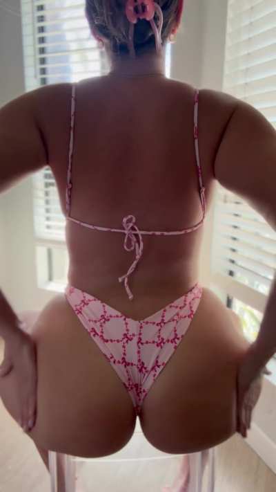 A lot of motion back there ;)