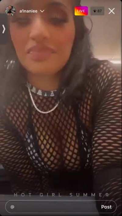 A1naniee live and stories