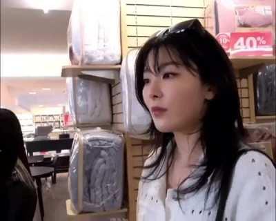 Tourist Seulgi 