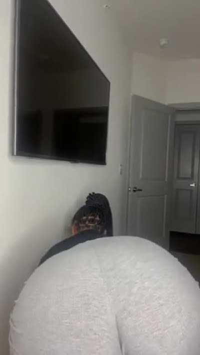 Ass Jingling 🍑🥵