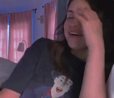 She asked to watch me fapping. Then I came..