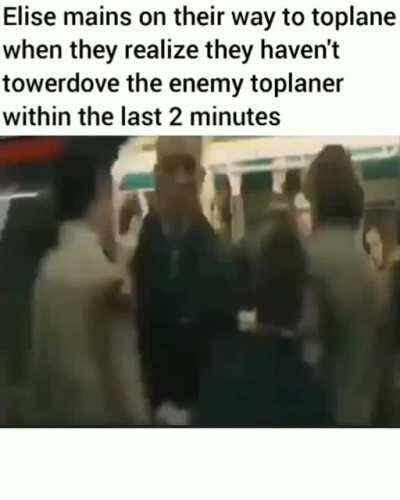 Oh boy! Lvl 3 renekton and elise walking towards me under my tower. I wonder what's gonna happen?