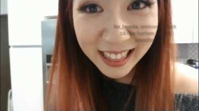 Valentine's Kiss from Leslie <3