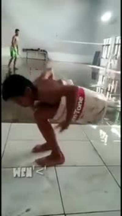 Ang hirap ba maka-alis sa timba?