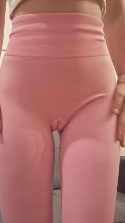 Like what you see? Come take a closer look… and enjoy every forbidden spot 😏🔥