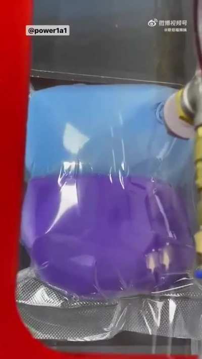 Vacuum sealing 2 balloons then putting them in a vacuum chamber