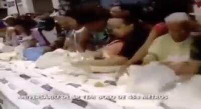 hmmm que bolinho bom.