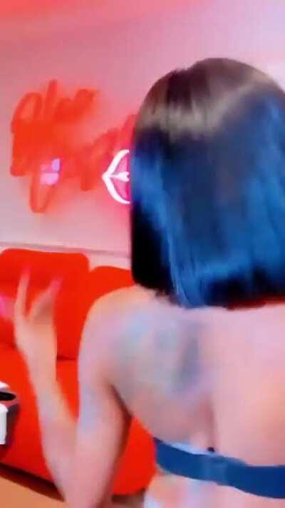 I need a her💯💯