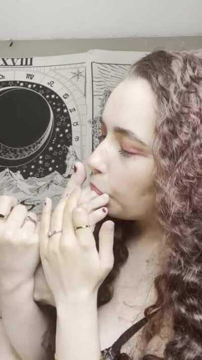 Just some foot love to brighten your week☺️