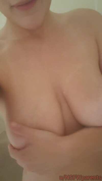 Morning! Anyone else's Bewbsday starting off a little wet? 😘