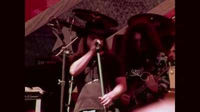 Lynyrd Skynyrd Live - Freebird - Oakland Coliseum Stadium 1977