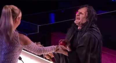 Old lady on Americans got talent