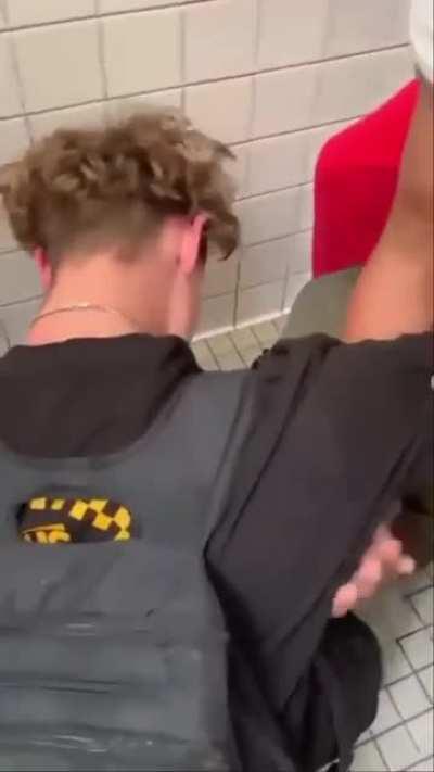 high schooler gets fucked