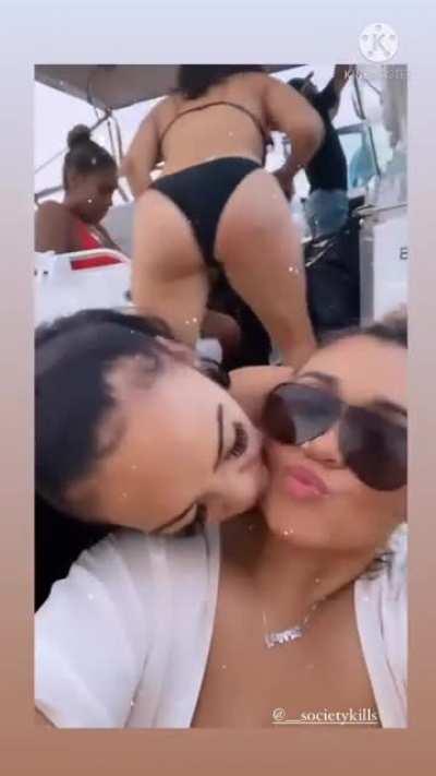 Maleni Cruz in the back