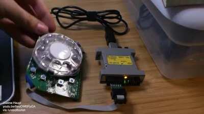 Engineer builds a rotary cell phone and open sources it