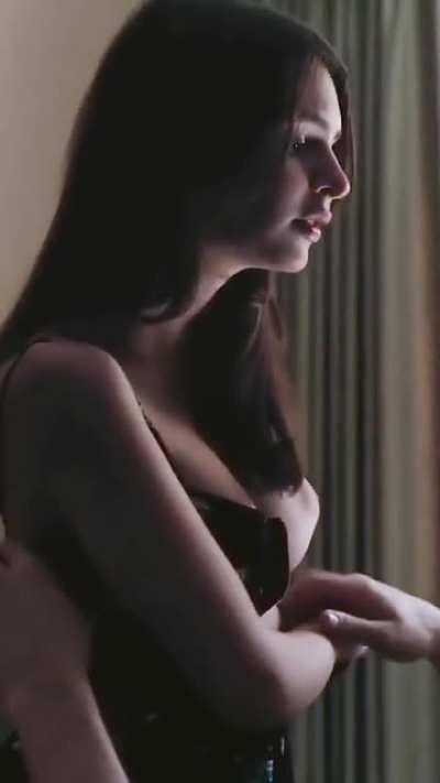 Emily Ratajkowski in Gone Girl (2014)