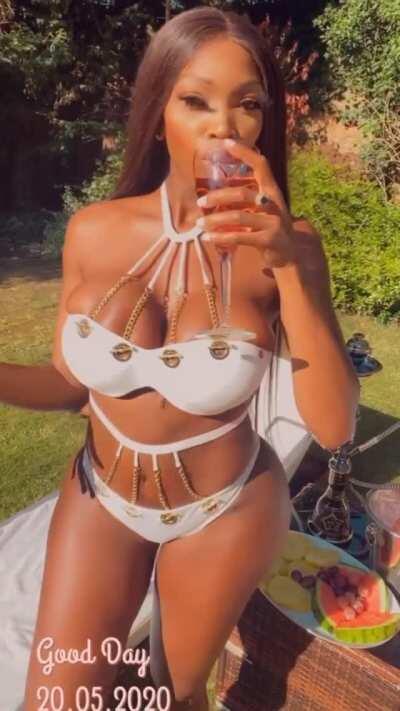 Nice Bikini Ebony Beauty