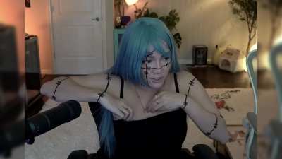 playing with her tits 👀