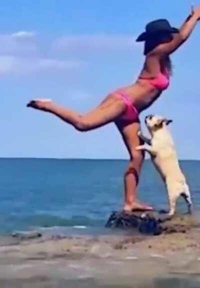 HMC while I pose for the gram