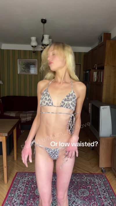 Just a good view on my petite body :3