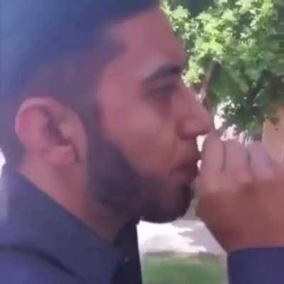 Presiona F para pagar respecto para nuestro soldado caído 😢