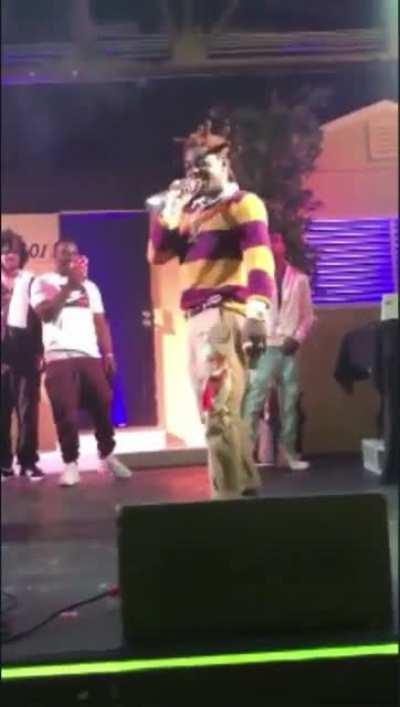 Yall rockin with kodak twerkin ⁉