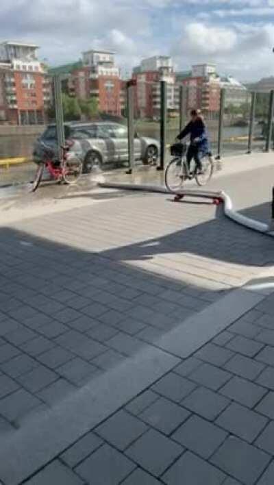 tfw cartoon physics become real