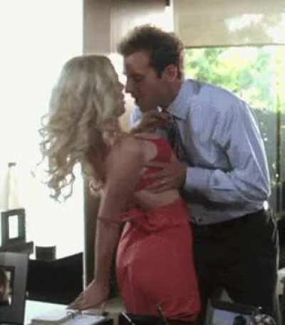 Scarlett Johansson gets me so hard!