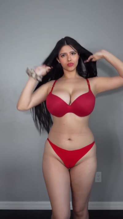 Happy Valentines post from this beauty