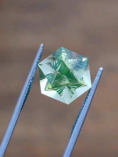 I cut that settable D20 gem design of mine in 