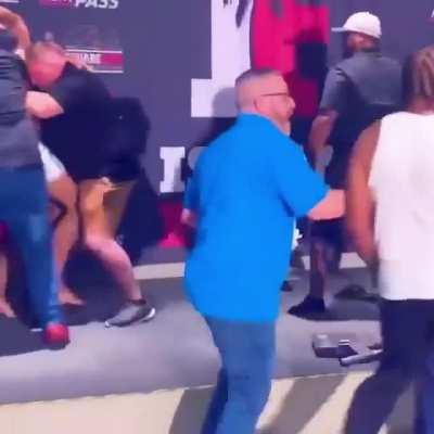 To throw the towel on your opponent and look cool