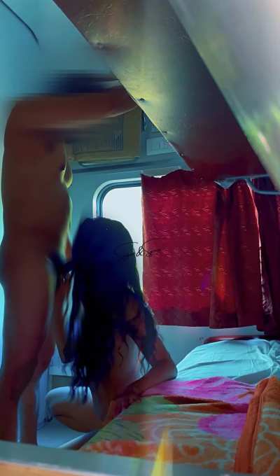 On her knees doing what she supposed to do 🍆💦🚅