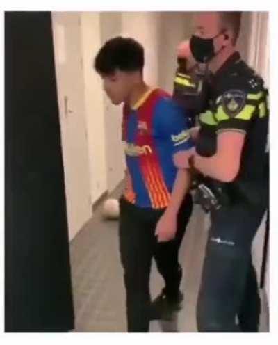 bro switched from big pp energy to small like that