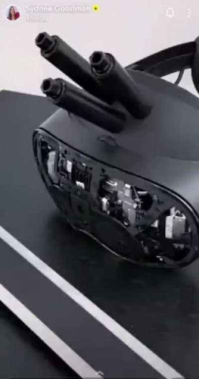 from snap, love this shirt she's wearing