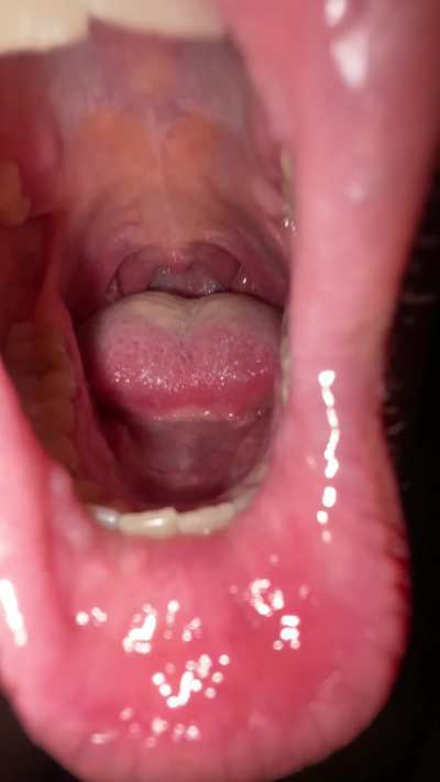 hot meat tunnel ready to swallow you up {f}