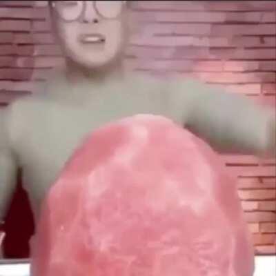 upvote if you want him to give you a rimjob